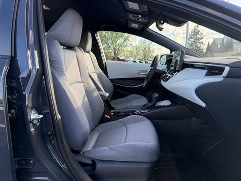 Certified 2025 Toyota Corolla SE w/ Convenience Package image 18