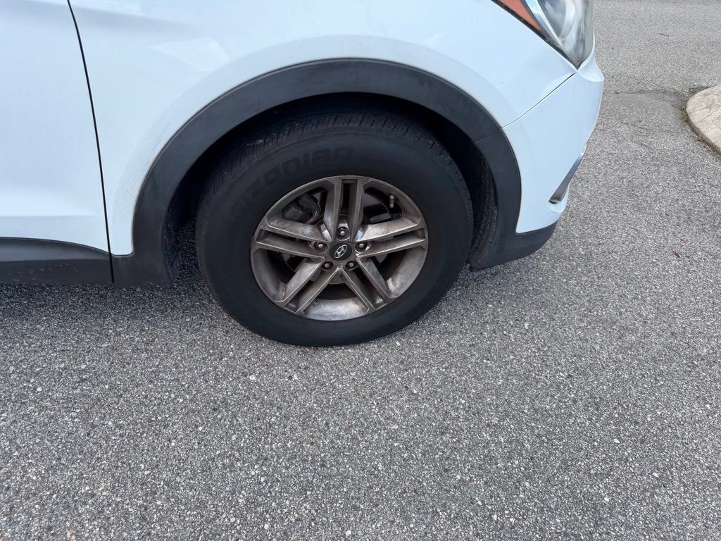 Used 2018 Hyundai Santa Fe Sport FWD image 4
