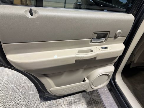 Used 2005 Dodge Durango SLT image 22