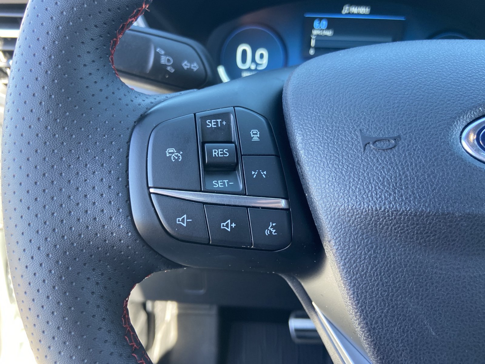 Certified 2024 Ford Escape ST-Line Elite w/ Premium Technology Package AWD/4WD image 36