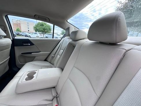 Used 2015 Honda Accord EX-L image 26