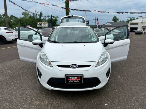 Used 2013 Ford Fiesta SE FWD image 10
