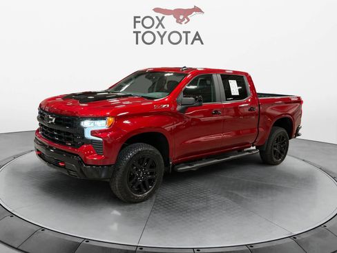 Used 2025 Chevrolet Silverado 1500 LT Trail Boss w/ Convenience Package II image 1