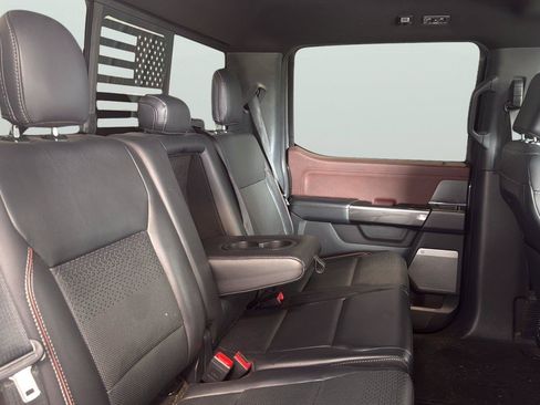 Used 2021 Ford F150 Lariat w/ Equipment Group 502A High AWD/4WD image 17