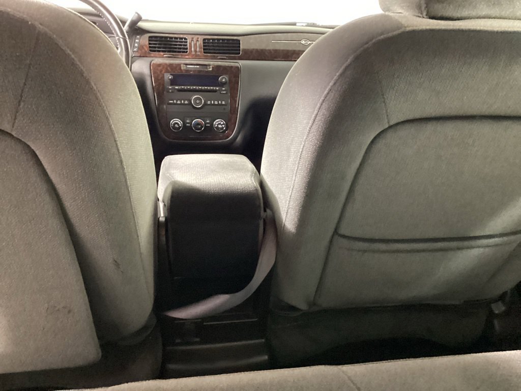 Used 2013 Chevrolet Impala LS FWD image 29