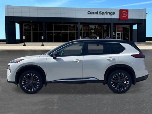 New 2026 Nissan Rogue Platinum w/ Platinum Premium Package AWD/4WD image 2