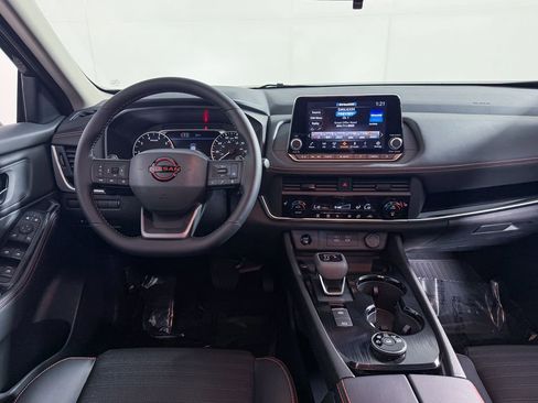 New 2026 Nissan Rogue SV AWD/4WD image 12