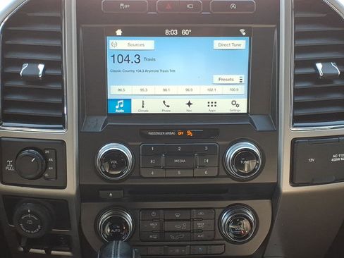 Used 2018 Ford F150 Lariat w/ Equipment Group 502A Luxury AWD/4WD image 8