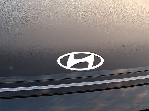 Used 2024 Hyundai Kona SEL AWD/4WD image 8
