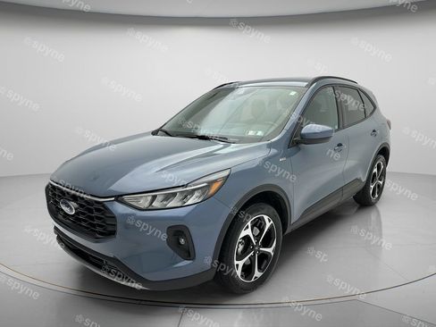Used 2025 Ford Escape ST-Line Select w/ Tech Pack #1 AWD/4WD image 3