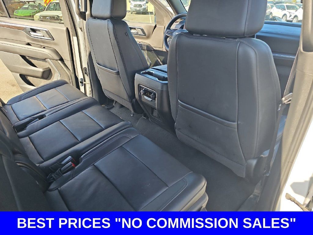 Used 2025 Chevrolet Tahoe LT RWD image 11