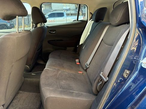 Used 2017 Nissan Leaf SV image 11