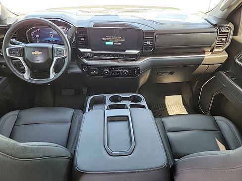 Used 2025 Chevrolet Silverado 1500 LT image 16