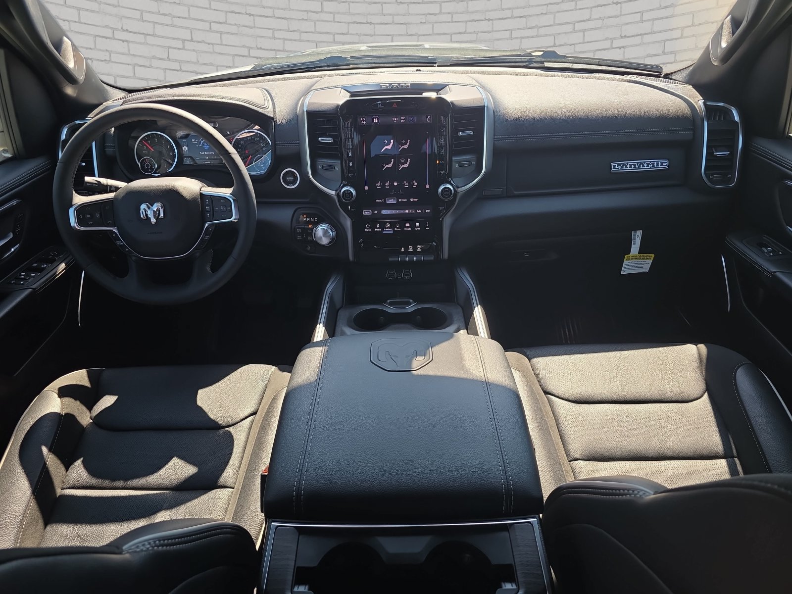 Used 2026 RAM 1500 Laramie w/ Night Edition AWD/4WD image 10