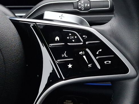 Certified 2025 Mercedes-Benz GLS 450 4MATIC image 23