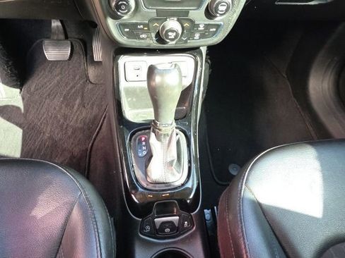 Used 2020 Jeep Compass Latitude image 18