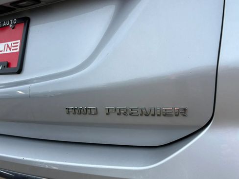 Used 2019 Chevrolet Equinox Premier AWD/4WD image 40