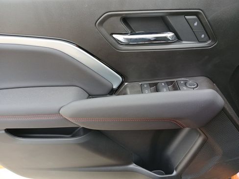 New 2025 Chevrolet Colorado Z71 AWD/4WD image 23