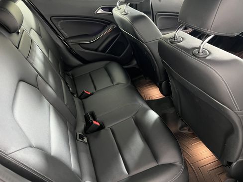 Certified 2017 Mercedes-Benz GLA 250 4MATIC image 23