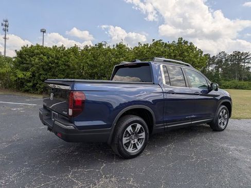 Used 2018 Honda Ridgeline RTL-T image 3