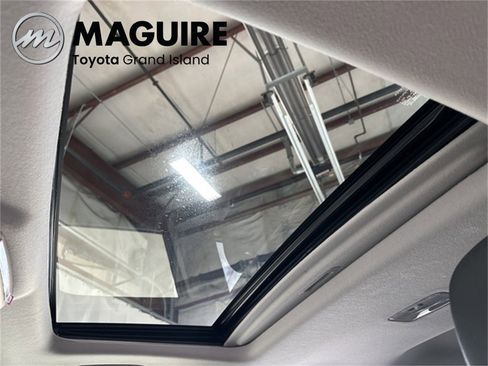 Used 2023 Toyota 4Runner SR5 Premium w/ Moonroof Package image 3