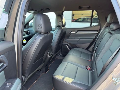 New 2026 GMC Terrain AT4 AWD/4WD image 24