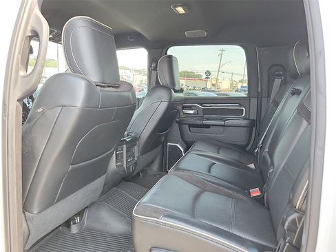 Used 2020 RAM 2500 Laramie w/ Night Edition image 9