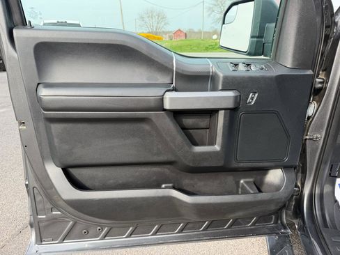 Used 2018 Ford F150 XLT w/ Equipment Group 301A Mid image 8