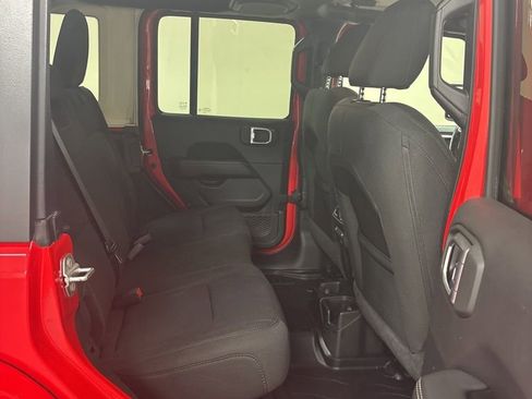 Used 2021 Jeep Wrangler Unlimited Sahara w/ LED Lighting Group image 35