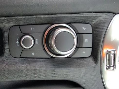 Used 2025 MAZDA MX-5 Miata RF Grand Touring image 27