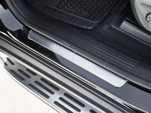 Used 2020 Mercedes-Benz GLE 350 4MATIC image 28