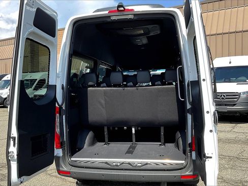 New 2025 Mercedes-Benz Sprinter 2500 image 6