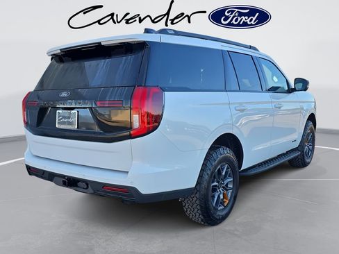 New 2026 Ford Expedition Tremor image 12