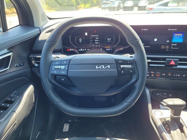 New 2026 Kia Sportage SX FWD image 10