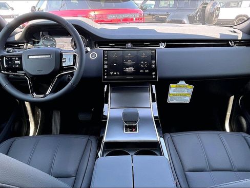 New 2026 Land Rover Range Rover Evoque S image 8