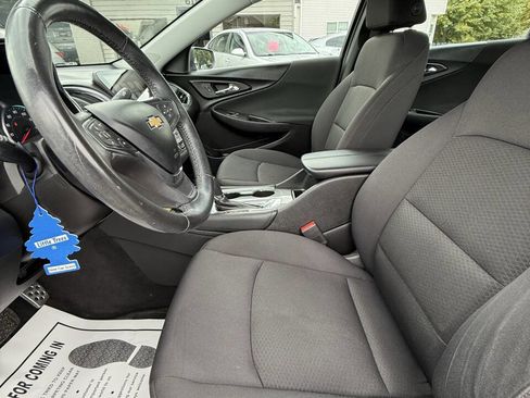 Used 2016 Chevrolet Malibu LT w/ Driver Confidence Package image 15