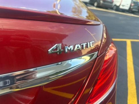 Used 2017 Mercedes-Benz E 300 4MATIC image 24