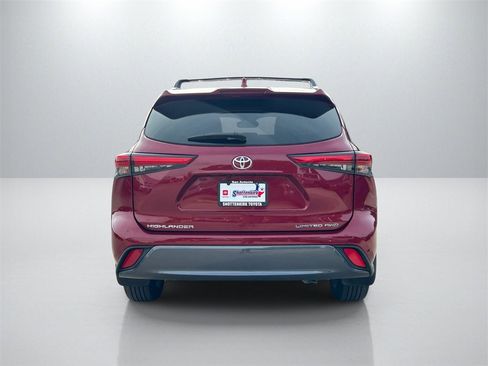 Used 2023 Toyota Highlander Limited image 6