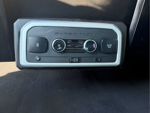 Certified 2024 Ford Expedition Max XLT AWD/4WD image 7