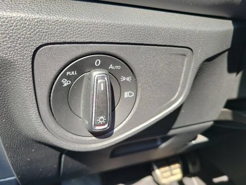 Certified 2021 Volkswagen Atlas SE w/ Panoramic Sunroof Package FWD image 30