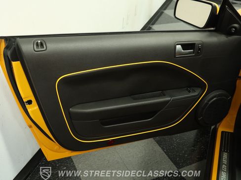 Used 2008 Ford Mustang Shelby GT500 RWD image 34