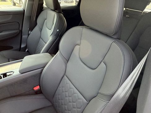 New 2026 Volvo XC60 T8 Plus w/ Protection Package Premier AWD/4WD image 17