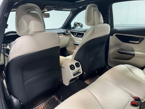 Used 2023 Mercedes-Benz C 300 4MATIC Sedan image 26