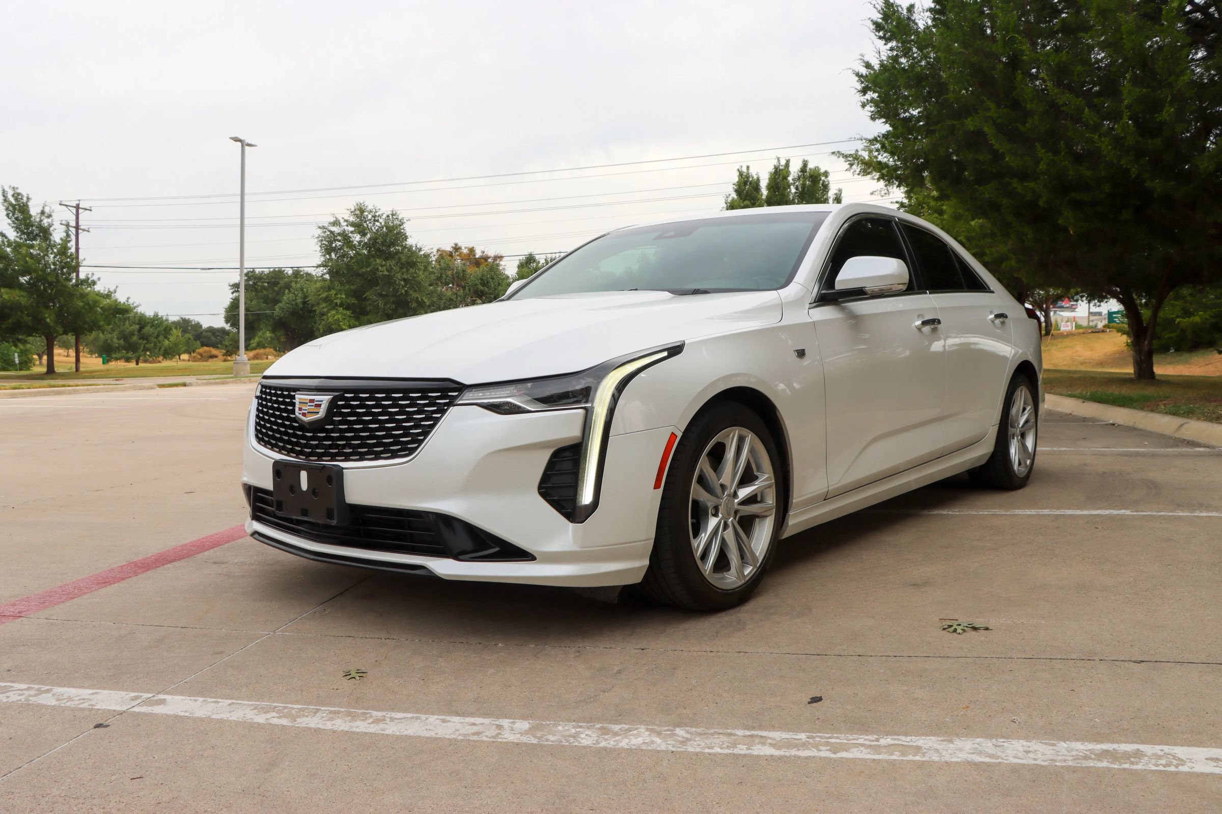 Used 2021 Cadillac CT4 Luxury RWD image 3