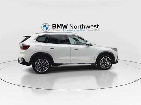 New 2026 BMW X1 xDrive28i w/ Technology Package AWD/4WD image 4