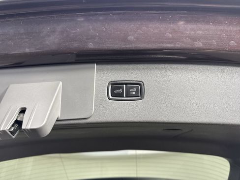 Used 2019 Porsche Cayenne AWD/4WD image 34