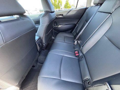 Used 2025 Toyota Corolla Cross XLE w/ Convenience Package AWD/4WD image 14