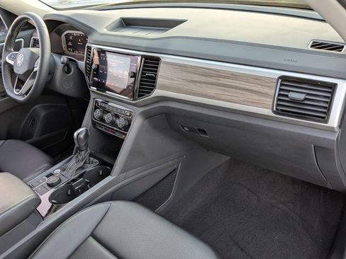 Used 2023 Volkswagen Atlas SEL image 23