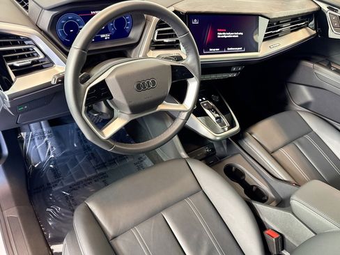 Used 2025 Audi Q4 e-tron Premium Plus w/ Premium Plus AWD/4WD image 9