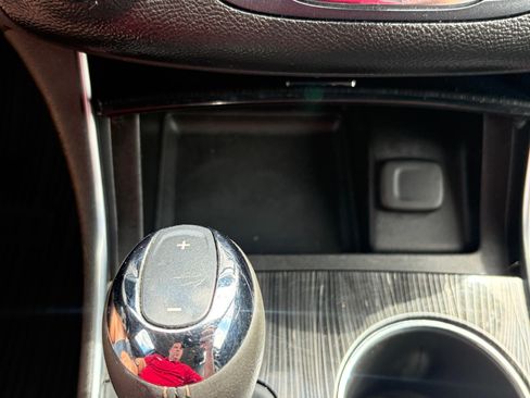 Used 2018 Chevrolet Impala LT FWD image 22